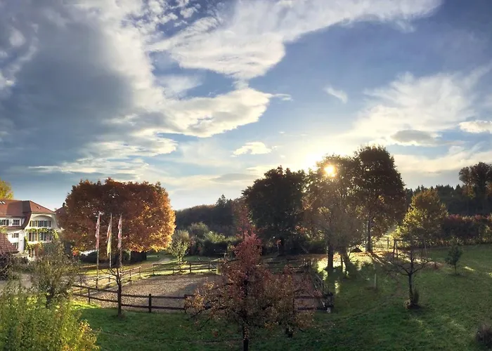 Landguet Ried - Center For Mindful Living אורחן Koniz