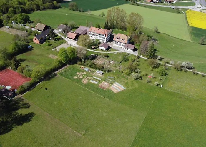 Landguet Ried - Center For Mindful Living אורחן Koniz